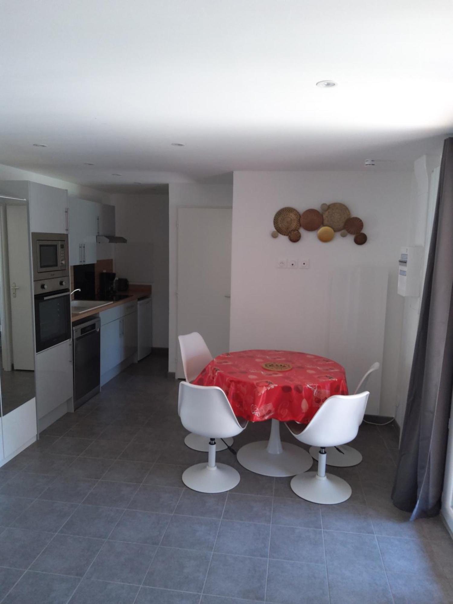 Meuble Avec Cour Apartment Sotteville-lès-Rouen Room photo